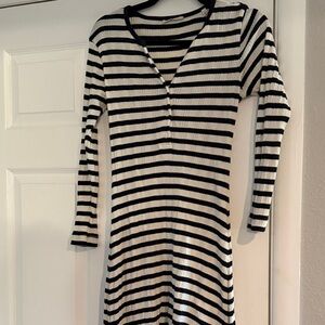EUC Doen stripped Como dress size small